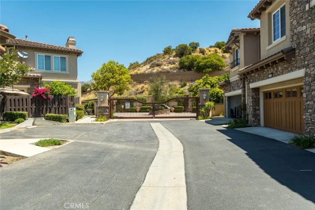 21929 Cortina, Chatsworth, CA 91311