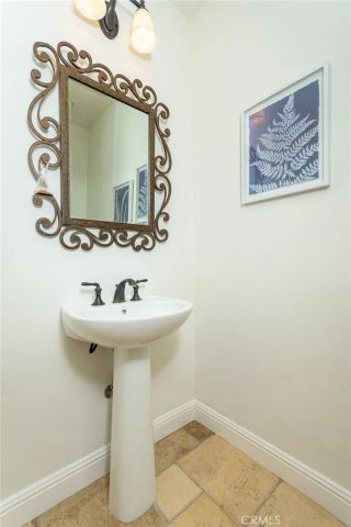 21929 Cortina, Chatsworth, CA 91311