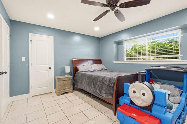 9458 Neuens Road 9458, Houston, TX 77080
