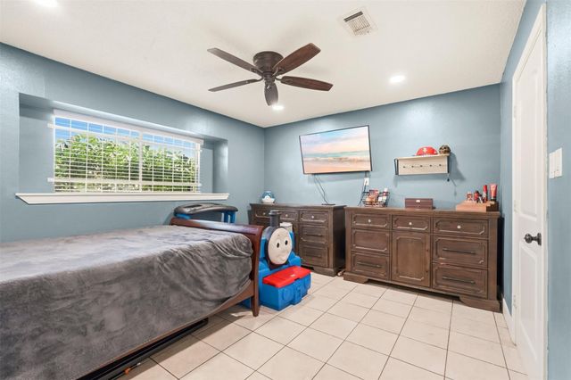9458 Neuens Road 9458, Houston, TX 77080