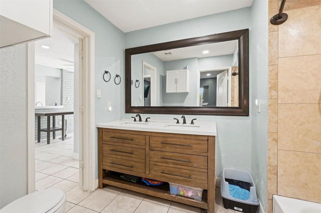 9458 Neuens Road 9458, Houston, TX 77080