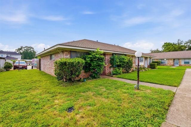 9458 Neuens Road 9458, Houston, TX 77080
