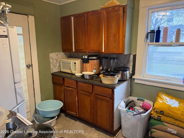 1131 Farrand Street, Lansing, MI 48906