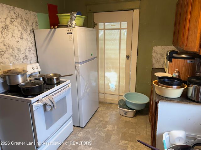 1131 Farrand Street, Lansing, MI 48906