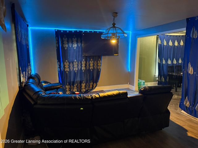 1131 Farrand Street, Lansing, MI 48906