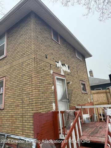 1131 Farrand Street, Lansing, MI 48906