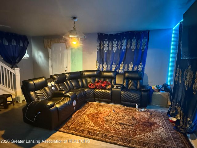 1131 Farrand Street, Lansing, MI 48906