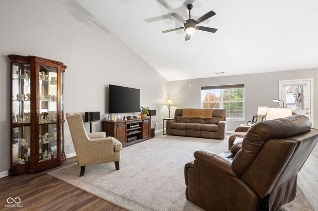 18848 Edwards Grove Drive, Noblesville, IN 46062