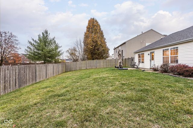 18848 Edwards Grove Drive, Noblesville, IN 46062