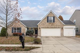 18848 Edwards Grove Drive, Noblesville, IN 46062