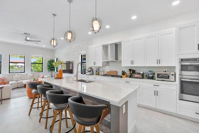 8775 E Baypoint Circle, Parkland, FL 33076