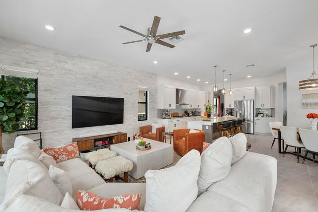 8775 E Baypoint Circle, Parkland, FL 33076