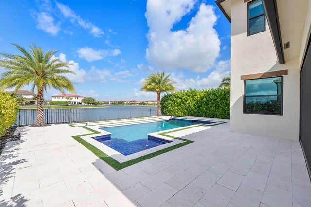 8775 E Baypoint Circle, Parkland, FL 33076