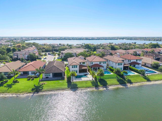 8775 E Baypoint Circle, Parkland, FL 33076