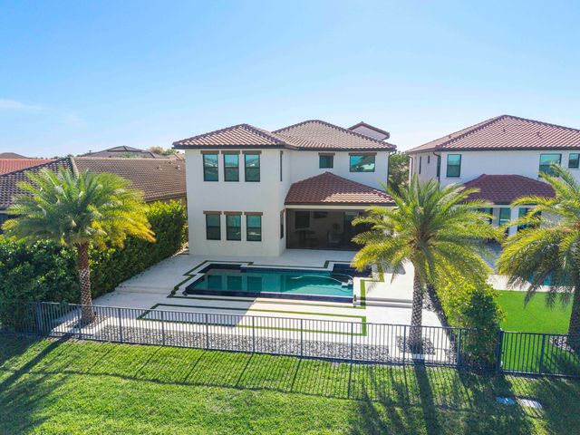 8775 E Baypoint Circle, Parkland, FL 33076