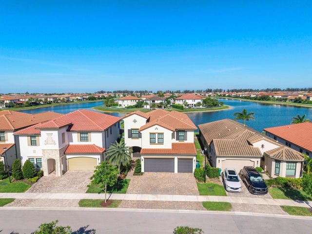8775 E Baypoint Circle, Parkland, FL 33076