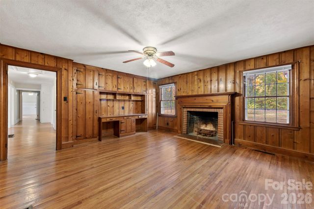 405 Belmont Mount Holly Road, Belmont, NC 28012