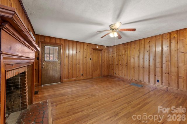405 Belmont Mount Holly Road, Belmont, NC 28012