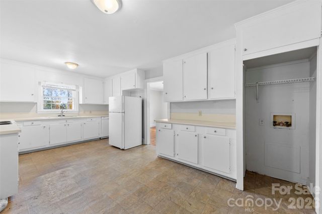 405 Belmont Mount Holly Road, Belmont, NC 28012