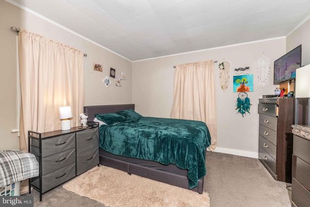 5527 LOCUST ST, Harrisburg, PA 17112