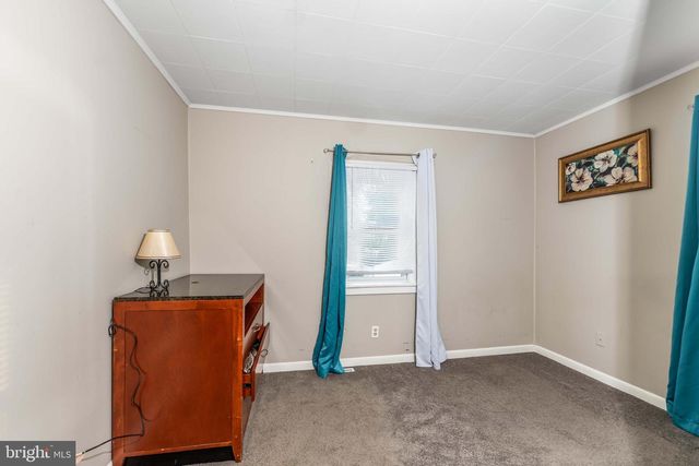 5527 LOCUST ST, Harrisburg, PA 17112