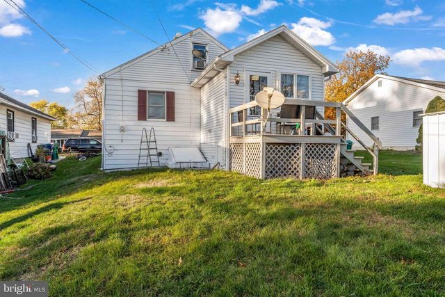 5527 LOCUST ST, Harrisburg, PA 17112