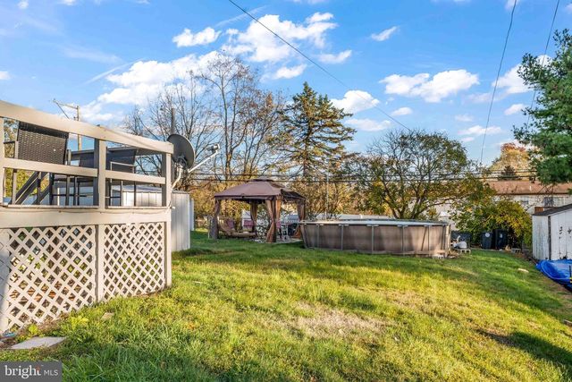 5527 LOCUST ST, Harrisburg, PA 17112