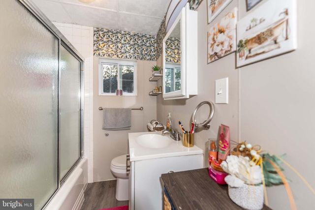 5527 LOCUST ST, Harrisburg, PA 17112