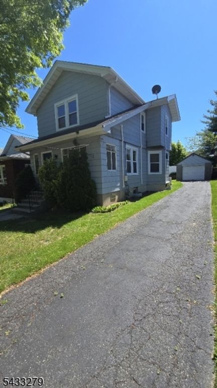 362 Columbia Blvd, Wood-ridge Boro, NJ 07075