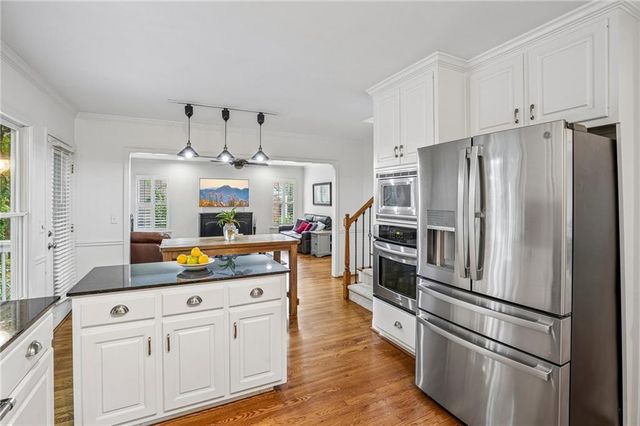 706 Braidwood Ridge NW, Acworth, GA 30101