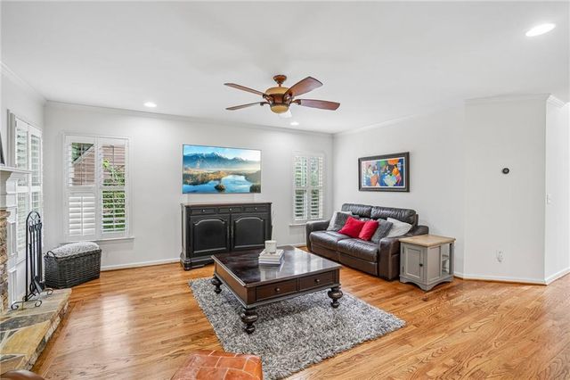 706 Braidwood Ridge NW, Acworth, GA 30101