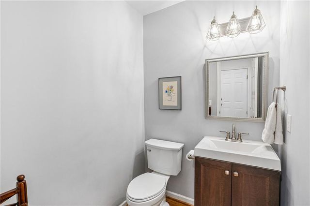 706 Braidwood Ridge NW, Acworth, GA 30101