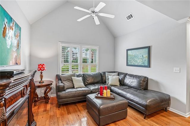 706 Braidwood Ridge NW, Acworth, GA 30101