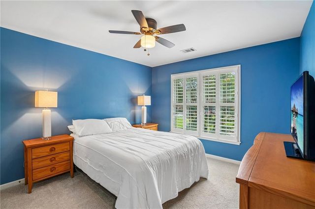 706 Braidwood Ridge NW, Acworth, GA 30101