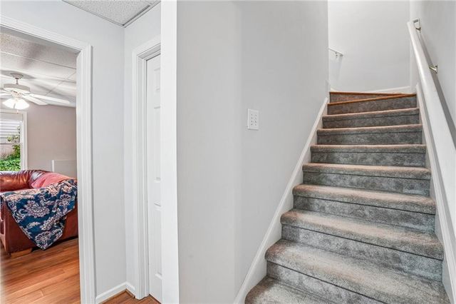 706 Braidwood Ridge NW, Acworth, GA 30101