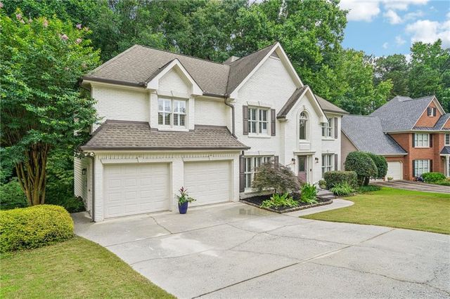 706 Braidwood Ridge NW, Acworth, GA 30101