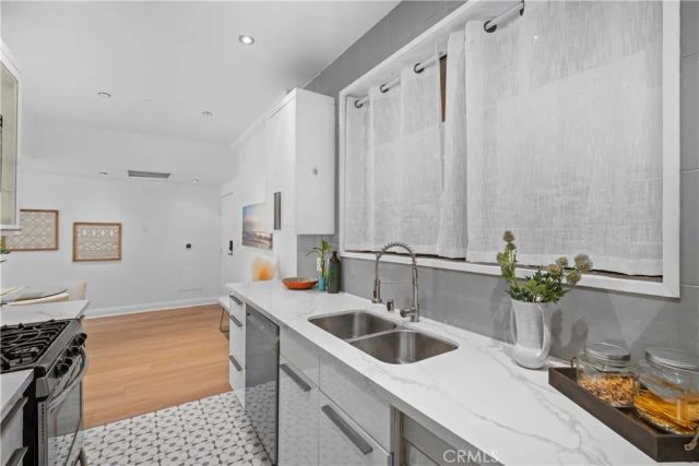 828 N Hudson 106, Los Angeles, CA 90038