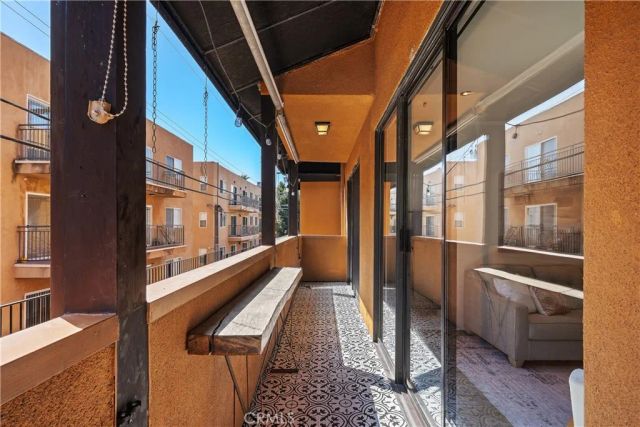 828 N Hudson 106, Los Angeles, CA 90038