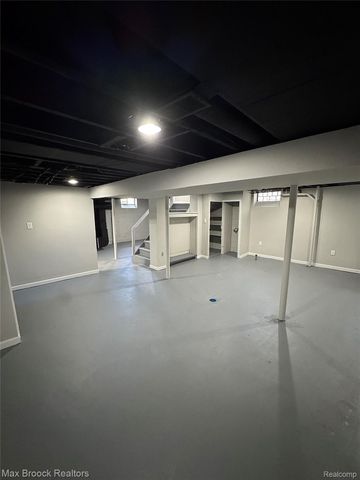 6267 Piedmont Street, Detroit, MI 48228