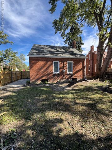 6267 Piedmont Street, Detroit, MI 48228