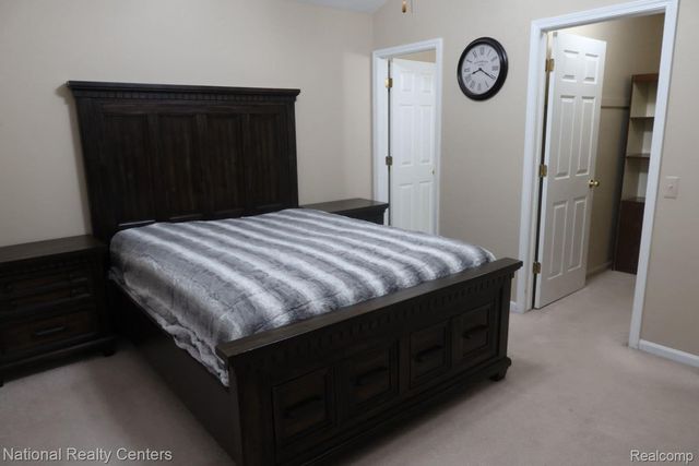 8373 Jefferson Court, Warren, MI 48093