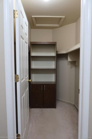 8373 Jefferson Court, Warren, MI 48093