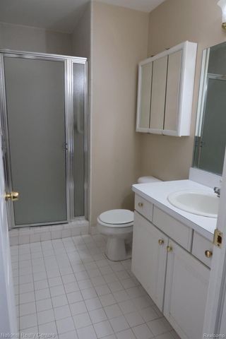 8373 Jefferson Court, Warren, MI 48093