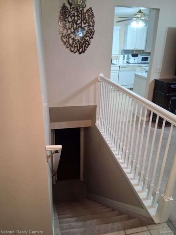 8373 Jefferson Court, Warren, MI 48093