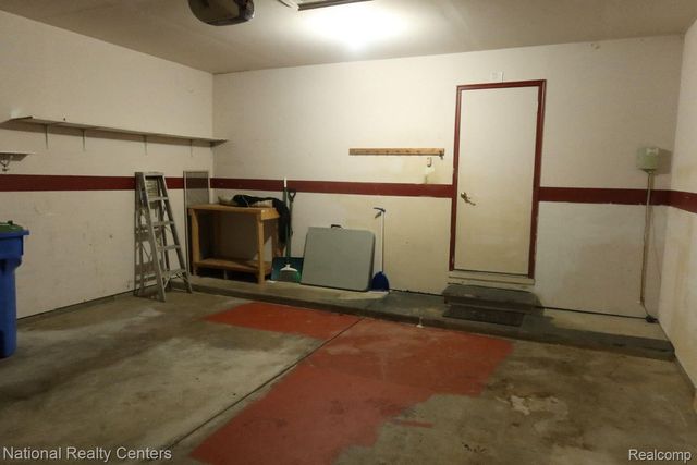 8373 Jefferson Court, Warren, MI 48093