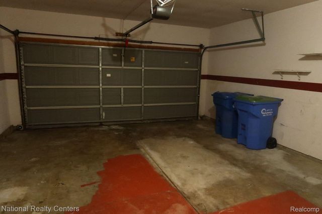 8373 Jefferson Court, Warren, MI 48093