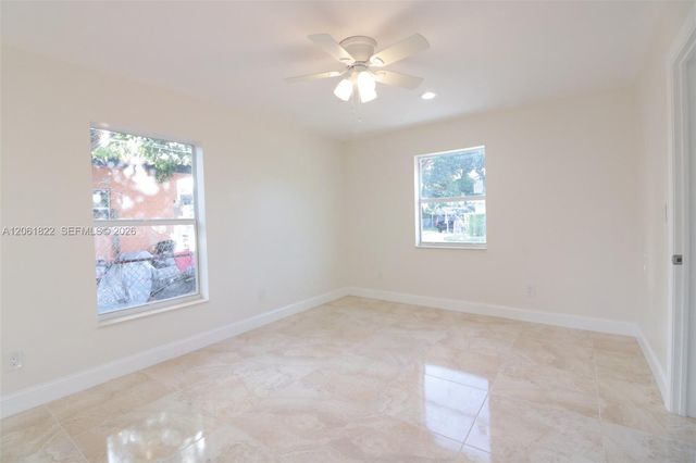 3014 NW 6th St, Pompano Beach, FL 33069