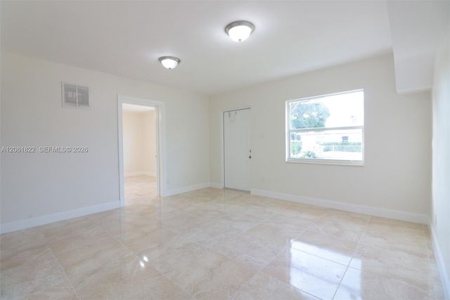 3014 NW 6th St, Pompano Beach, FL 33069