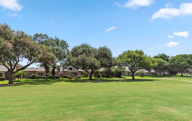 506 Fox Briar Lane, Sugar Land, TX 77478