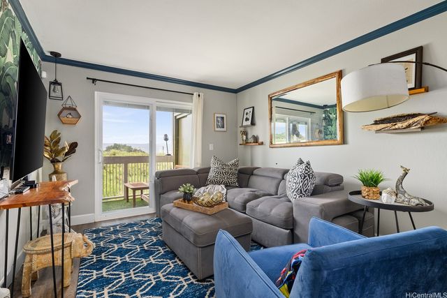 94-637 Kahakea Street 3G, Waipahu, HI 96797